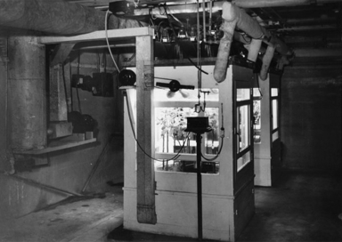 Environmental Control Chamber - 1932